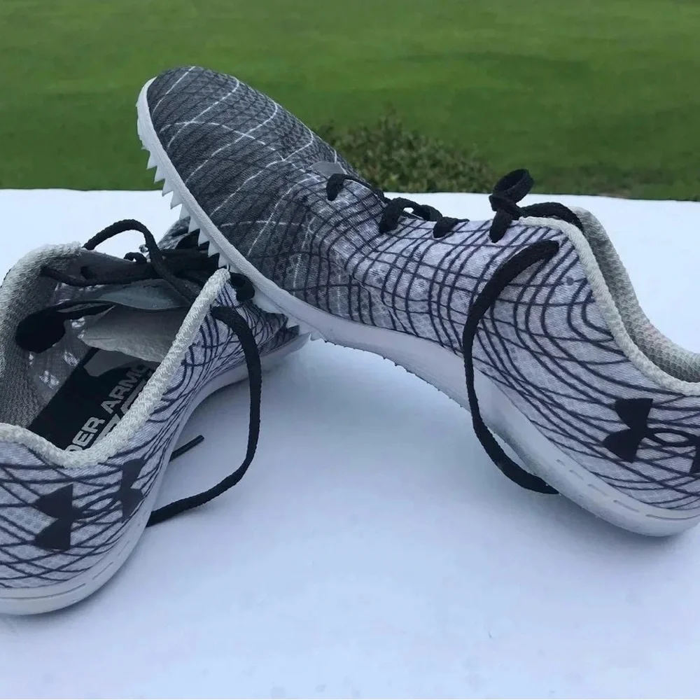 Under Armour Kick Distance 3 track w/spikes size 9.5